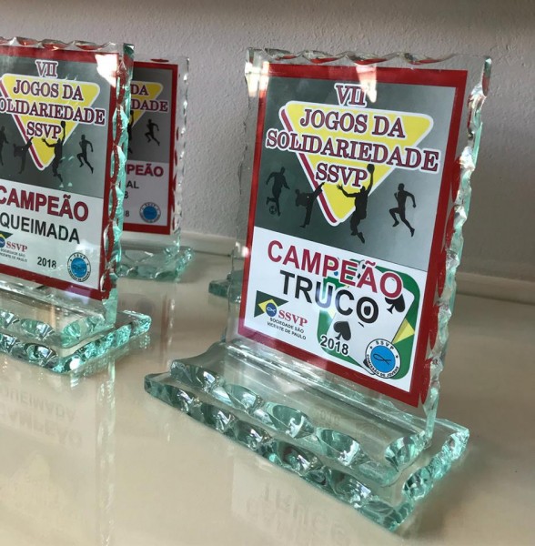 TROFÉU EM VIDRO